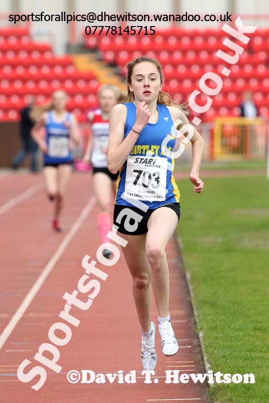 Womens under-20s 800 metres, North Eastern Track and Field Champs, Gateshead Stadium. Photo: David T. Hewitson/Sports for All Pics